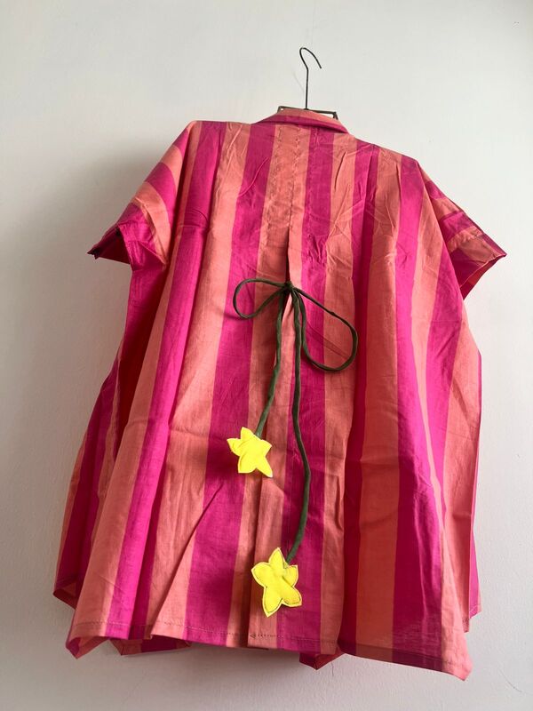 Ishq's Small Anti-fit with Back Open & Tie - Pink & Peach Stripes