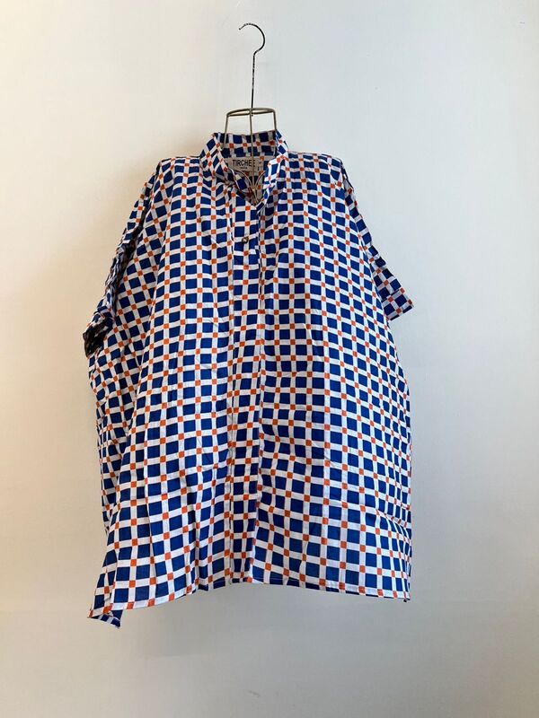 Ishq's Small Anti-fit with Back Open & Tie - Blue Gingham with Orange Dots