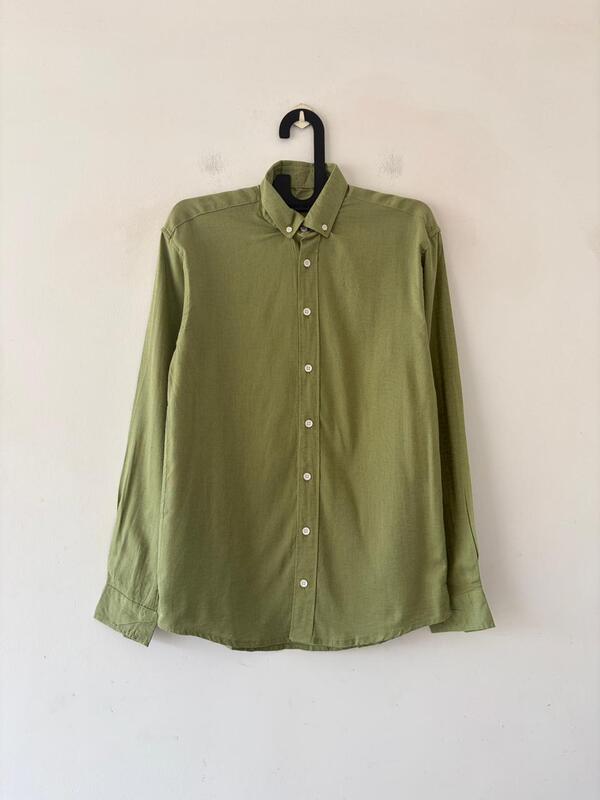 Olive minimalist linen shirt