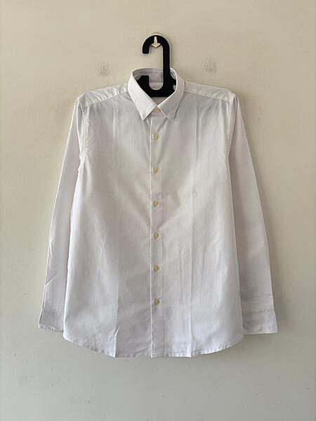 True white oxford shirt