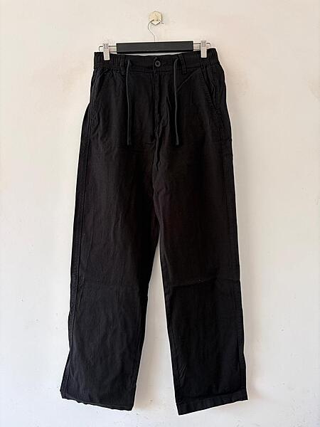 Jet black baggy-fit linen pants