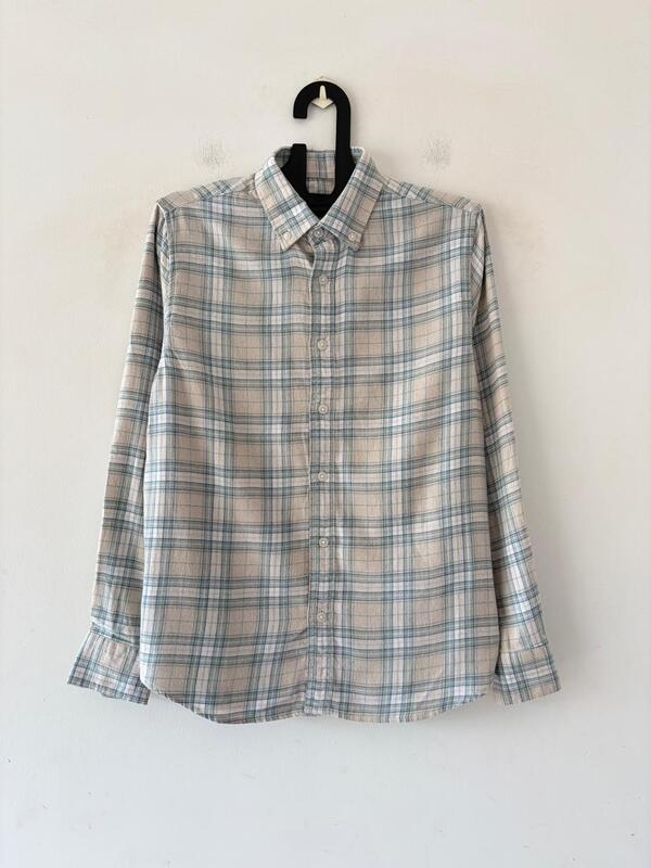 Sand beige & azure flannels