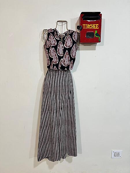 Nutan's princess top and straight skirt set - Black & Black Skirt