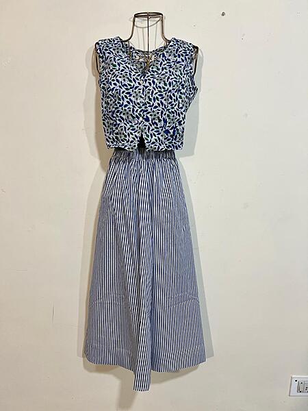 Nutan's princess top and straight skirt set - Blue & Blue skirt