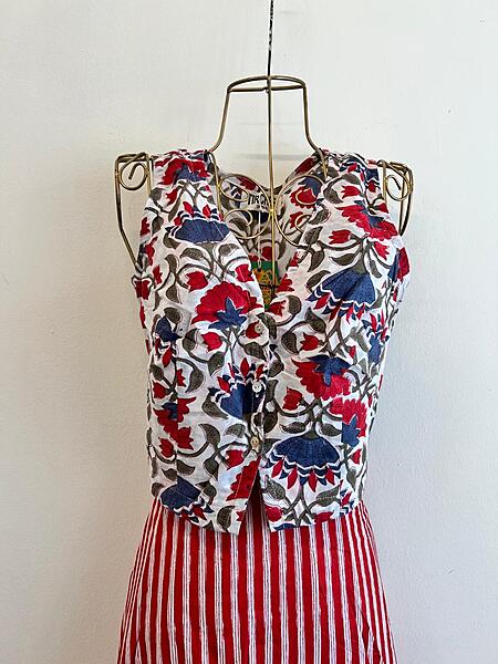 Nutan's princess top and straight skirt set - White & Red Skirt