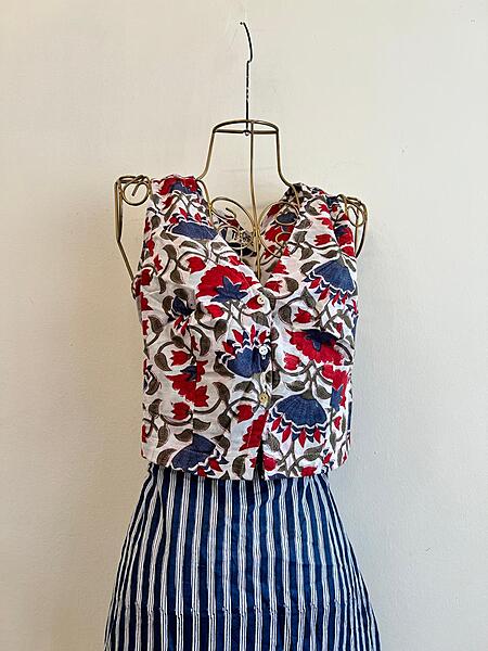 Nutan's princess top and straight skirt set - White & Blue/Red