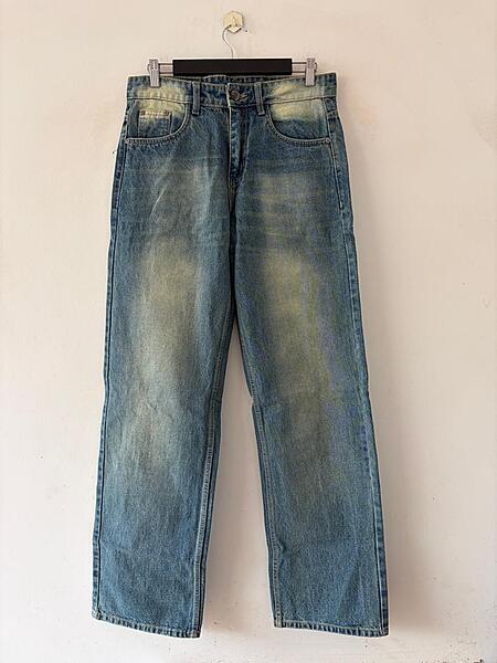 Dust blue whisker straight fit jeans