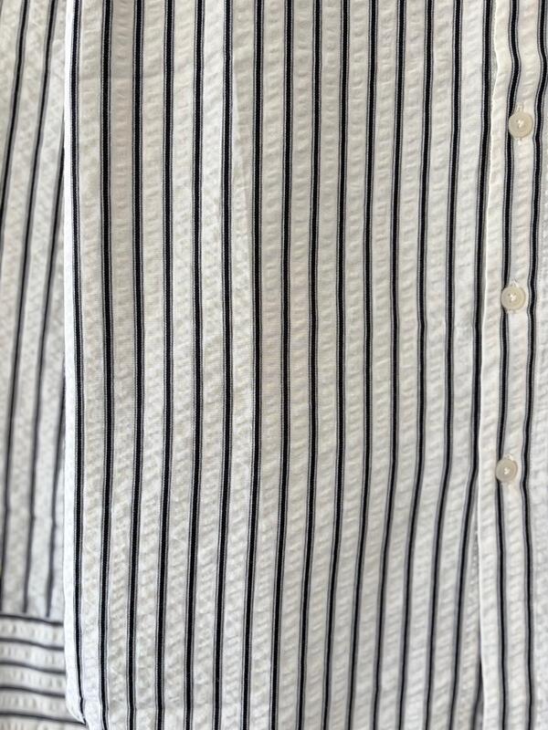 Monochrome textured stripes shirt