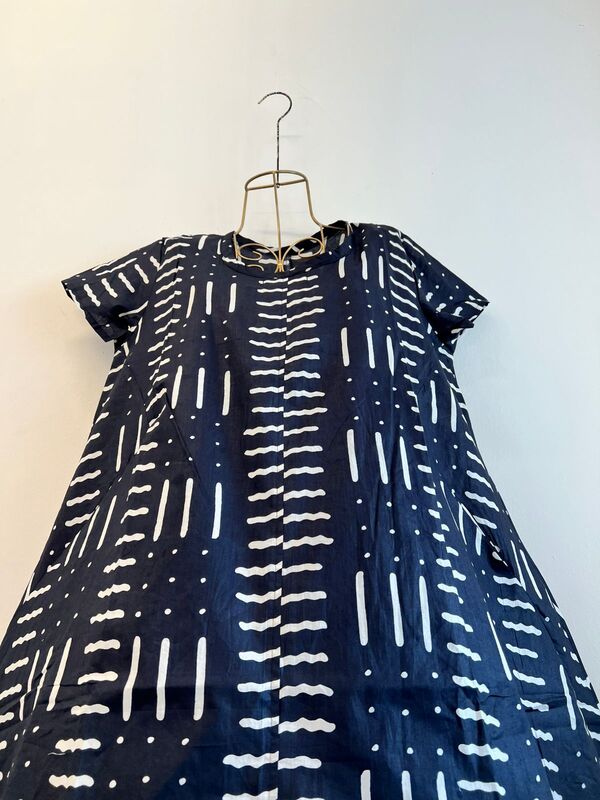 Akira's Easy Cocoon Dress - Black with White