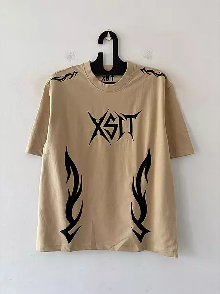Beige inferno crest oversized tee