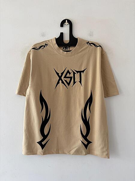 Beige inferno crest oversized tee