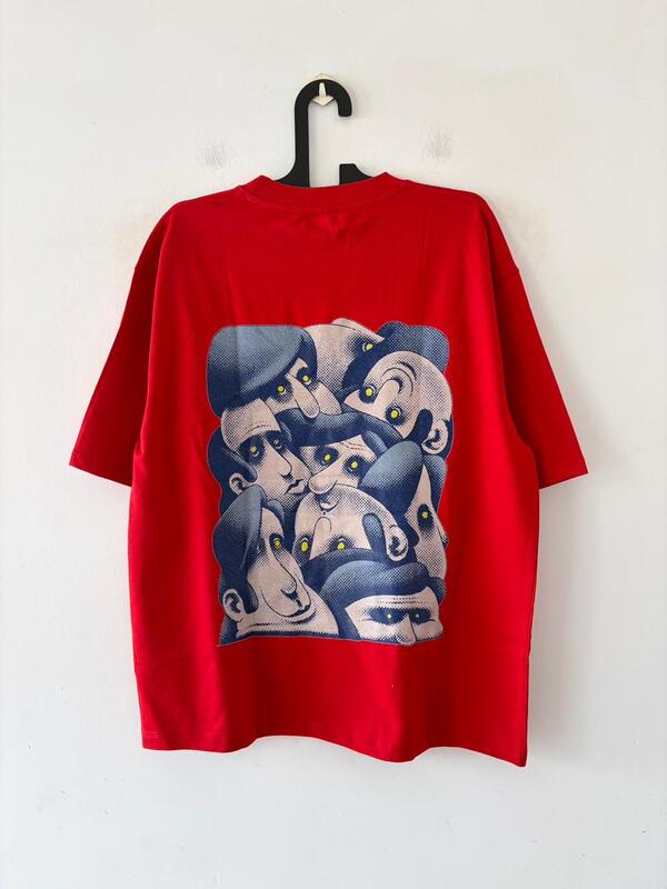 Red caricature pocket oversized tee