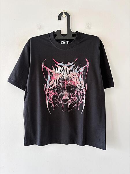 Black venom sigil oversized tee