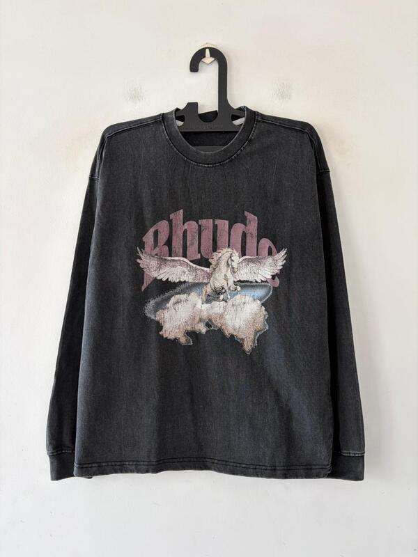 Black acidwash pegasus tee