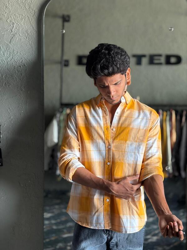 Mango yellow & dune flannels