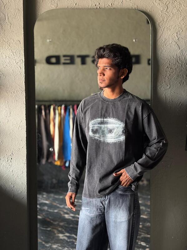Black acidwash eclipse tee