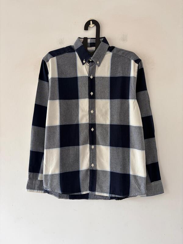 Midnight & stone white flannels