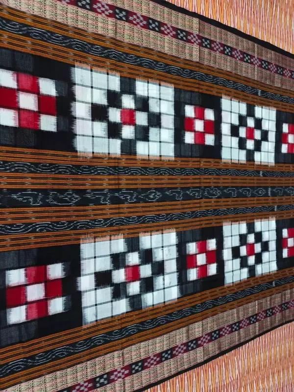 BICHITRAPURI FISH BORDER SAREE