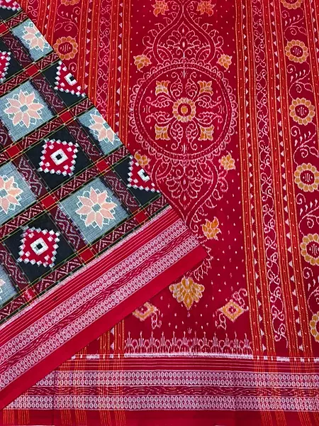 7 Kuthi Flower Sakta Saree