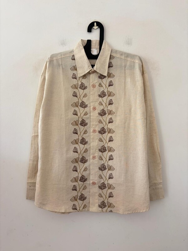 Stemline embroidered shirt