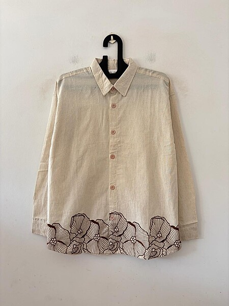 Ivory bloom embroidered shirt