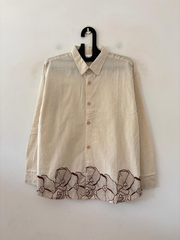 Ivory bloom embroidered shirt