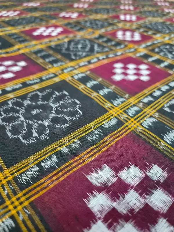 11 KUTHI SAKTA FABRIC-BLACK-MAROON