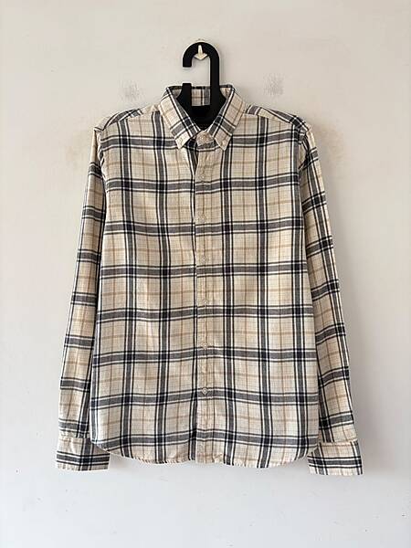 Sand beige & charcoal grid flannels