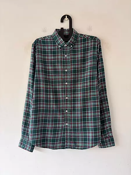 Emerald green & crimson flannels