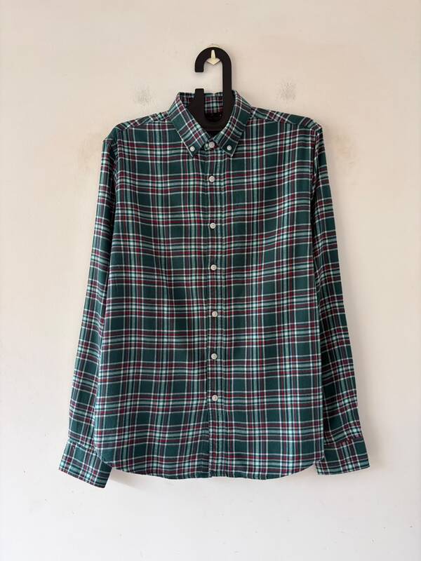 Emerald green & crimson flannels