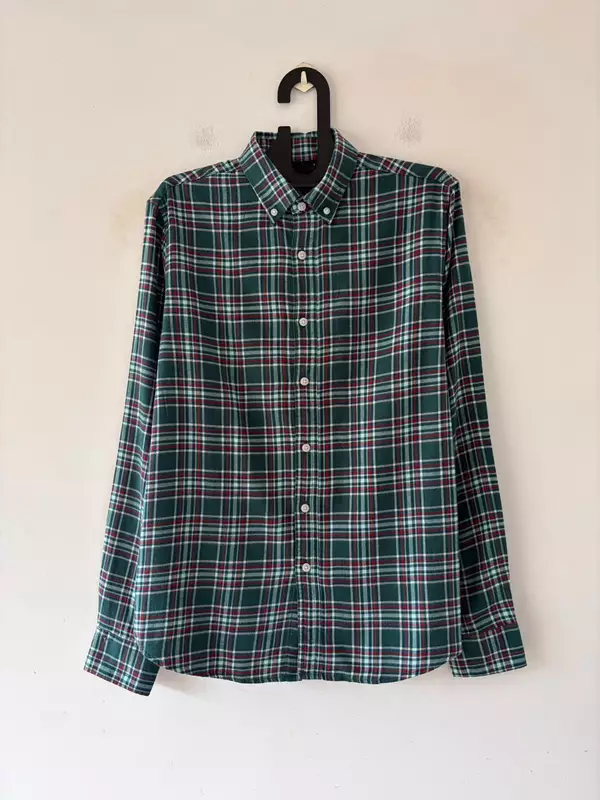 Emerald green & crimson flannels