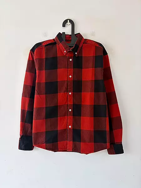 Crimson red & shadow flannels
