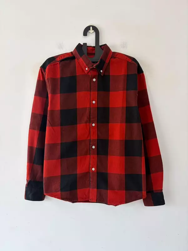 Crimson red & shadow flannels
