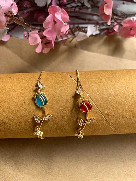 Luxury Gold Plated Tulip Motif Bracelet Luxury Gold Plated Tulip Motif Bracelet