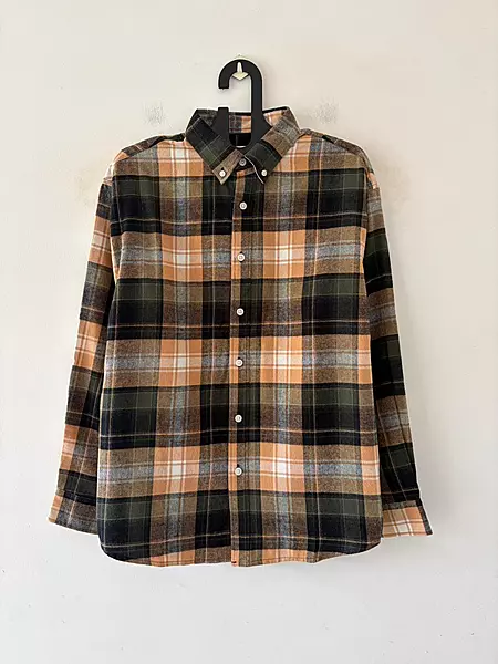 Amber tan & forest flannels