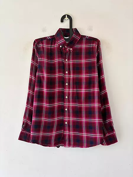 Crimson rose & navy flannels