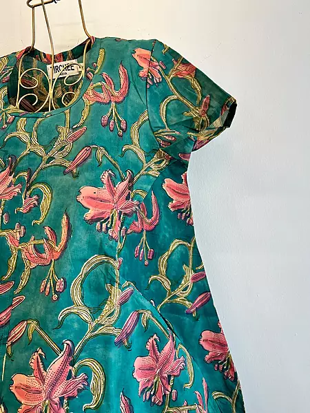 Akira's Easy Cocoon Dress - Turquoise & Pink Flowers