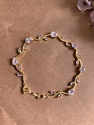 The Tulip Bracelet