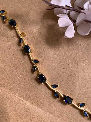 The Tulip Bracelet