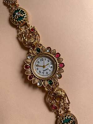 Royal Elephant Motif Antique Bracelet Watch Royal Elephant Motif Antique Bracelet Watch