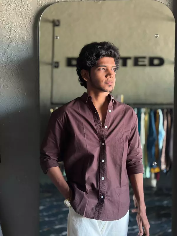 Chocolate linen-oxford shirt
