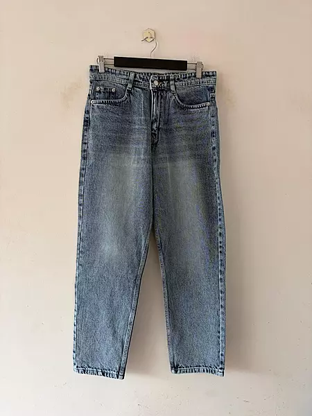 Frosted indigo momfit jeans