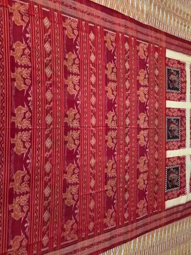 BOX MAYUR SAKTA SAREE-CREAM