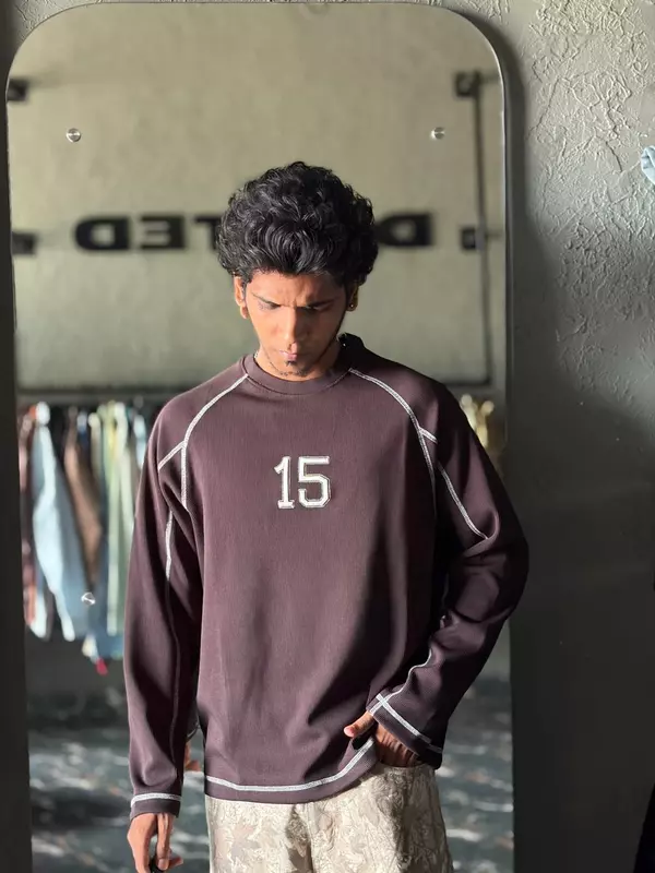 Choco stitch varsity tee