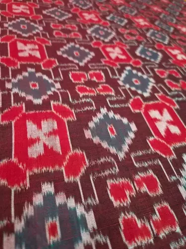 Jhuti Bandha-Fabric-Maroon