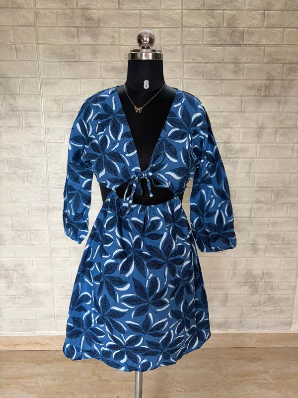 Blue Floral Print A-Line Dress With Cutout