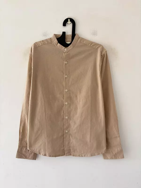 Soft beige linen mandarin