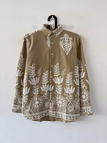 Sandstone embroidered shirt