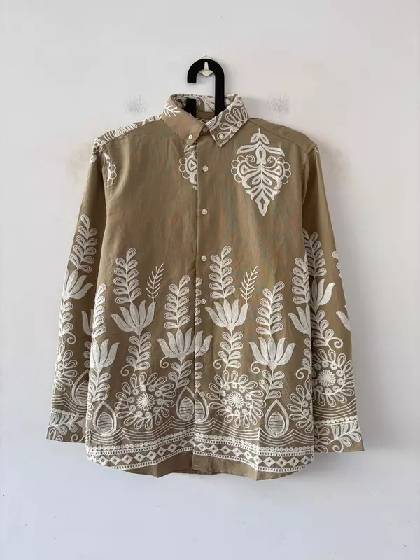 Sandstone embroidered shirt