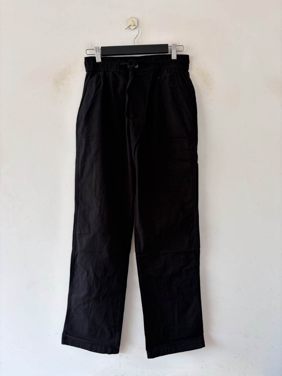 Noir ease straight-fit linen pants